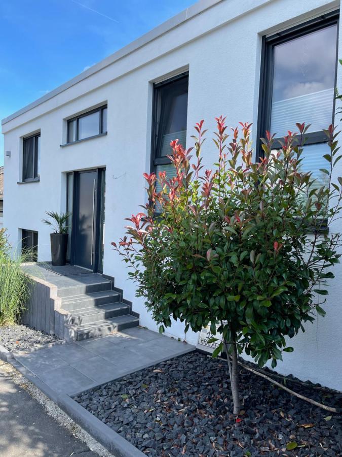 Gemuetliche Villa Am Waldrand In Taunusstein Eksteriør billede